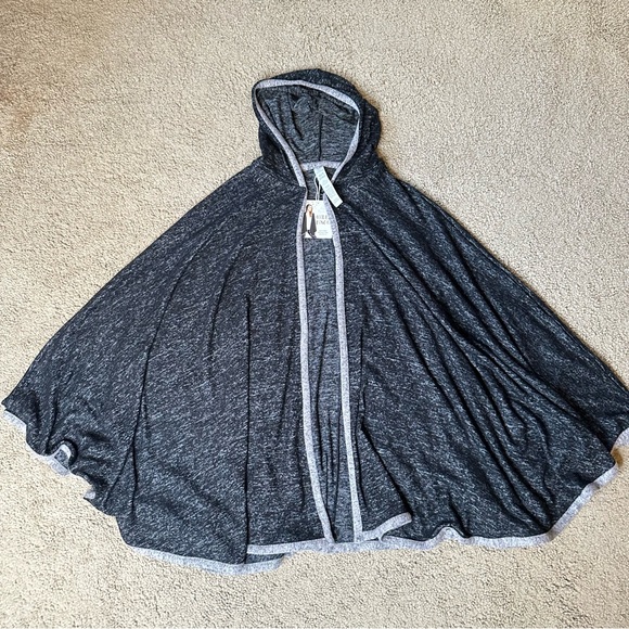 New, Balance Collection Hooded Poncho, Size OS - Picture 3 of 5